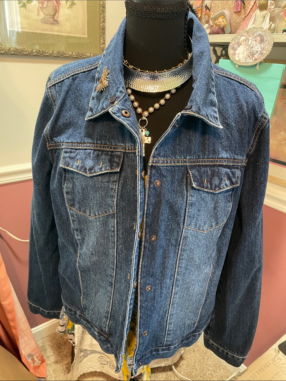 Dark Blue Denim Jacket with Black Faux Fur Collar - Liz Claiborne - Picture 14 of 16